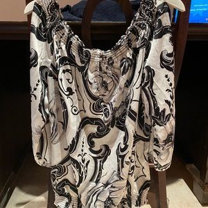 White House black market blouse